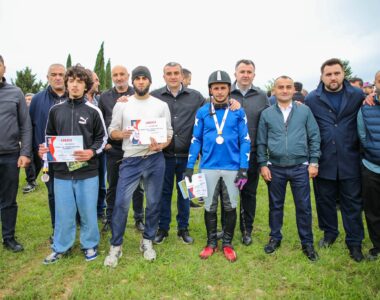 აპარნობა 2025